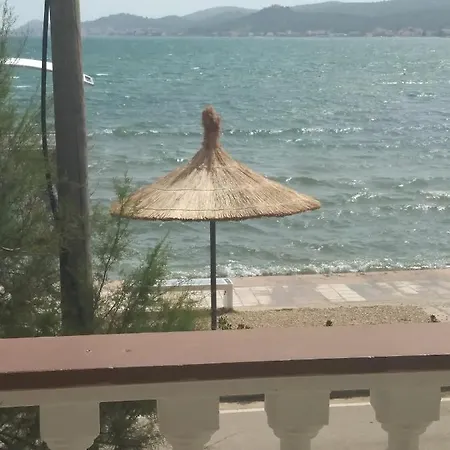 By The Sea - 21622 Apartament